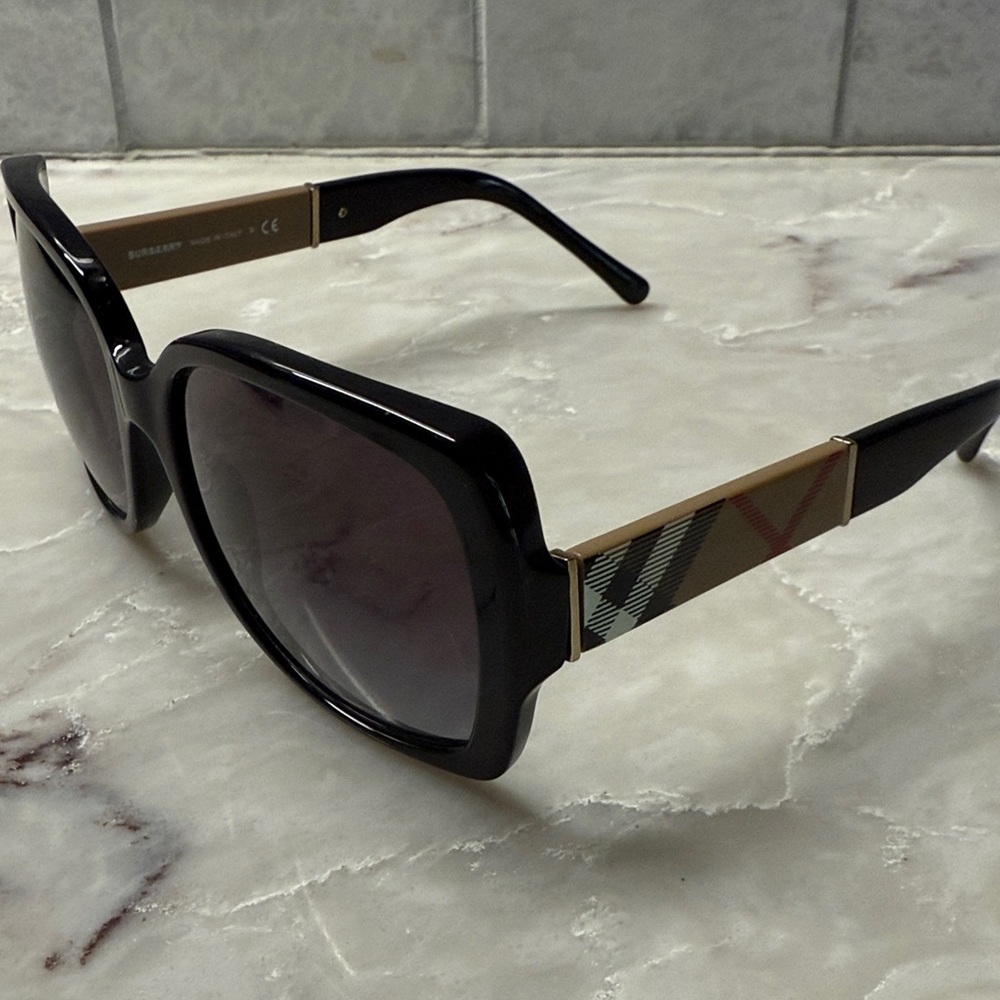 Burberry Black and Gold Sunglasses